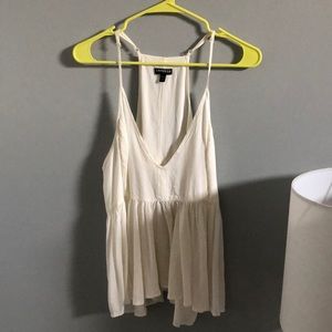 White flowy express tank